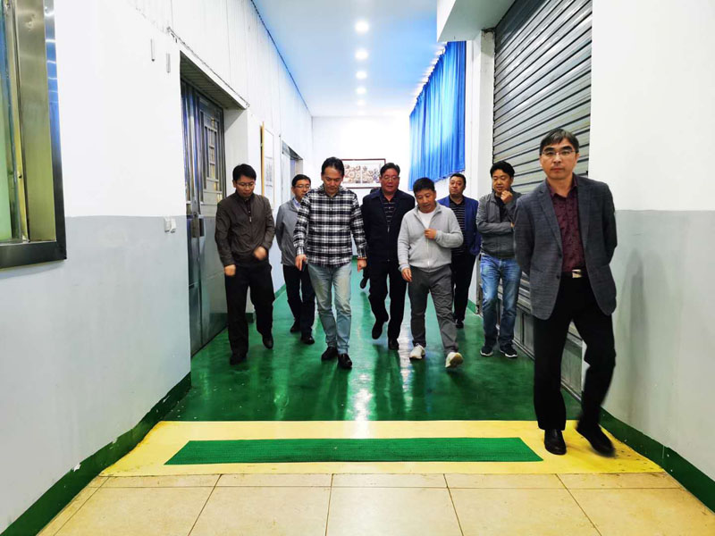 上海扶贫消费联盟和上海市援外服务中心领导莅临公司调研销售渠道(图6)